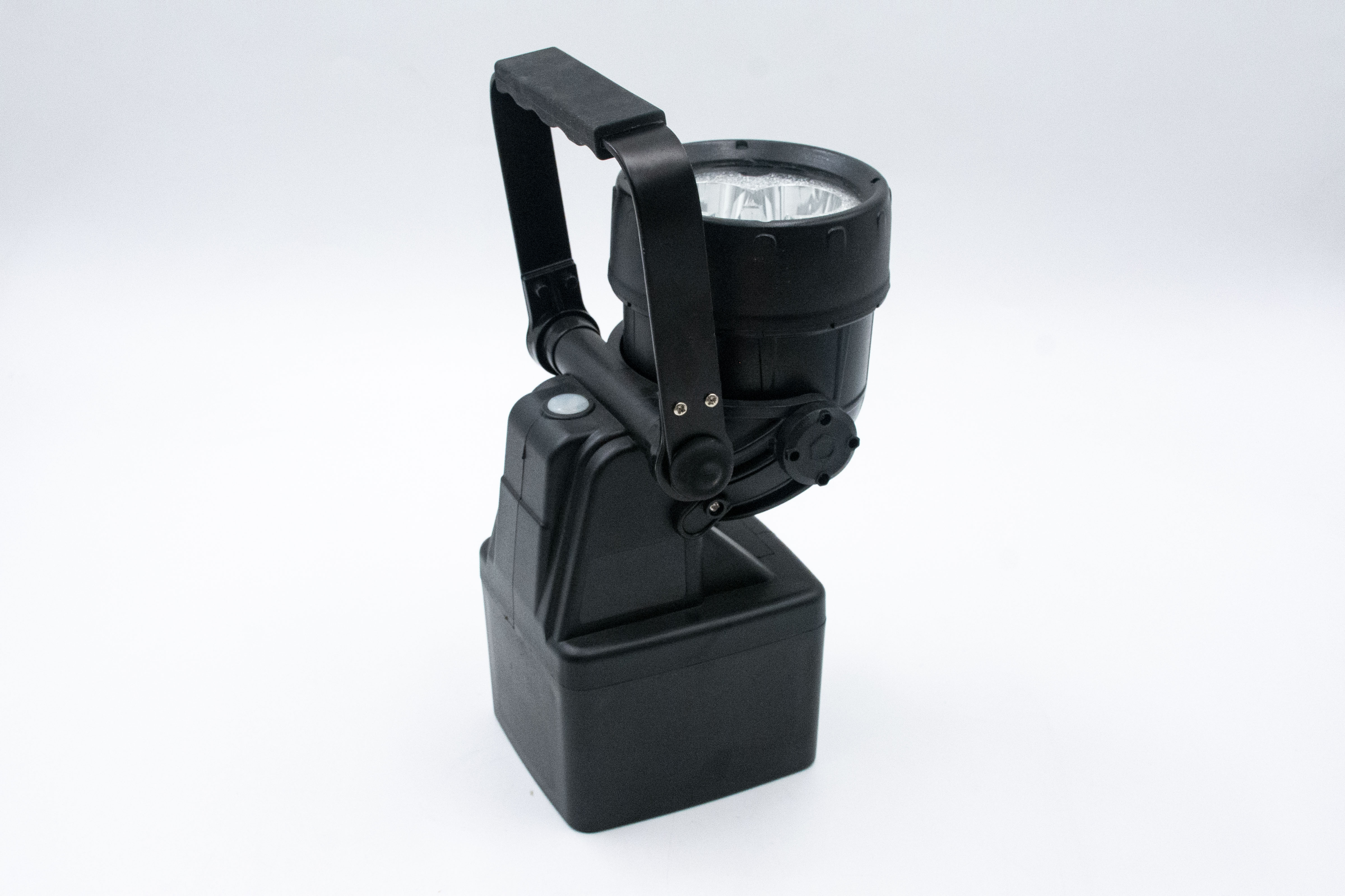 明星产品 | YJ5281轻便式多功能强光灯